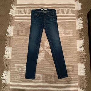 Abercrombie & Fitch mid-rise jeans